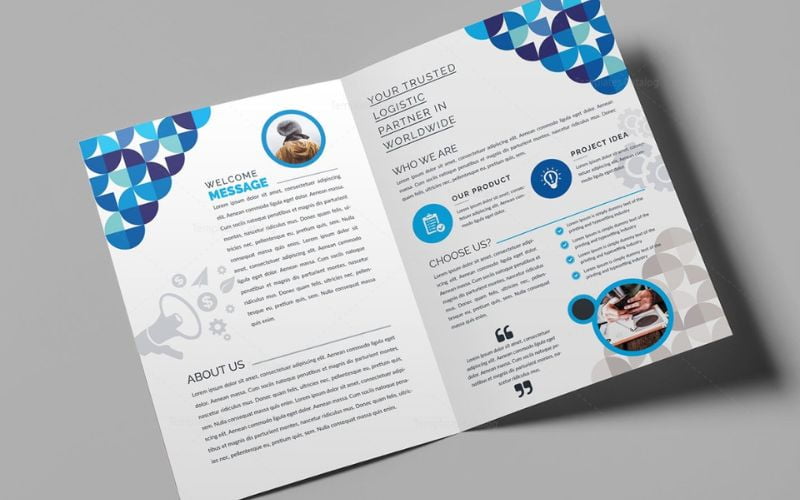 Mẫu Brochure Canva