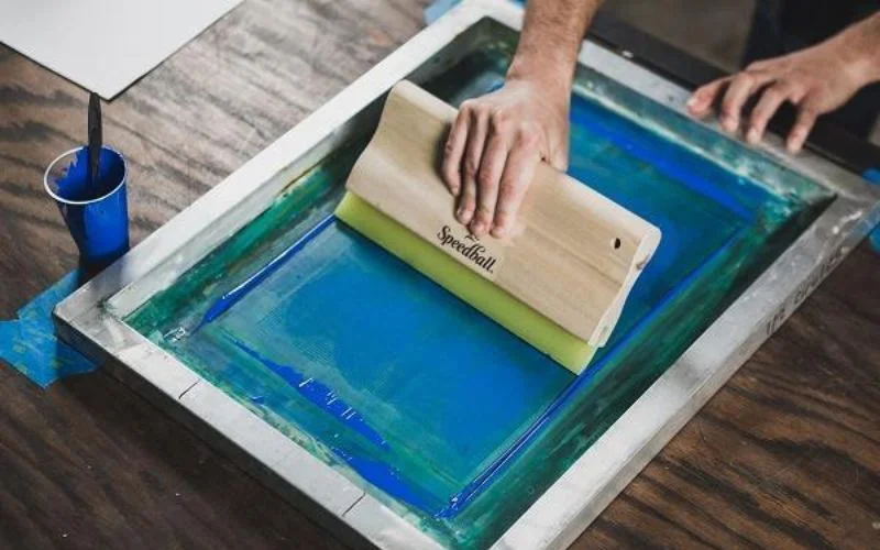 In lụa cần những dụng cụ gì?